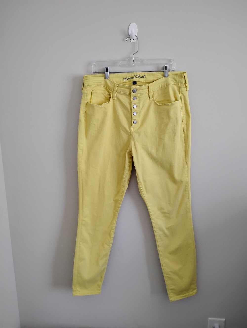 Universal Thread Yellow High-Rise Button-Fly Women's Jeans